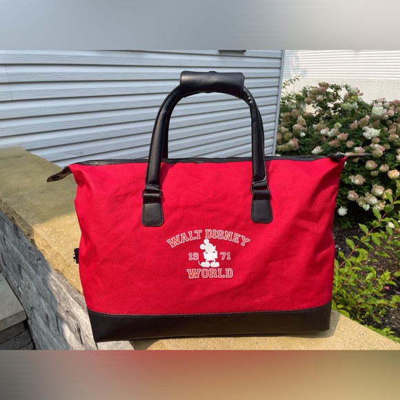 Disney/2 Mickey Suitcase Overnight - Picture 12 of 14